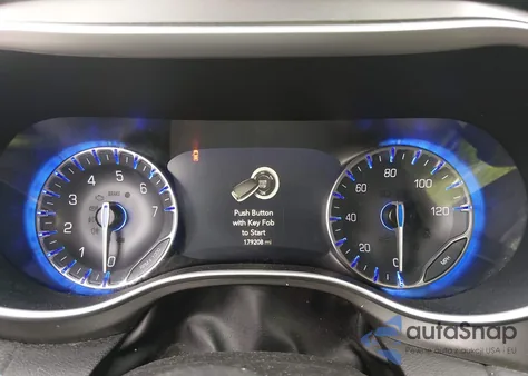 2021 Chrysler Pacifica Touring L z USA, uszkodzony, nr VIN 2C4RC1BG1MR546994